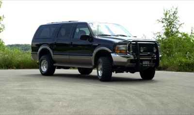 Ford Excursion — photo 18
