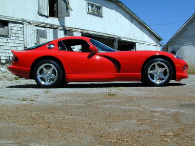 Dodge Viper — photo 60